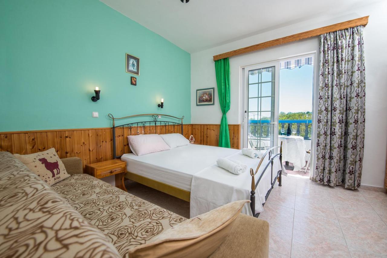 Poseidon Apartment アルハンゲロス エクステリア 写真
